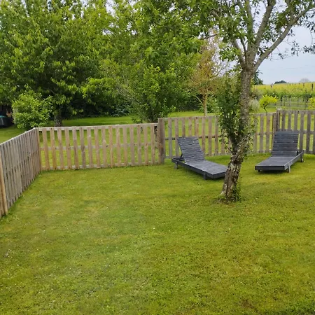 Entre Terre Et * Saint-Romain-de-Benet